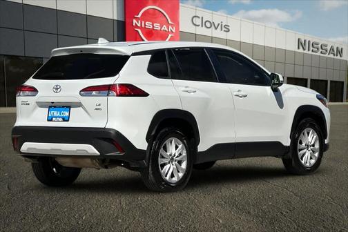 2024 Toyota Corolla Cross LE