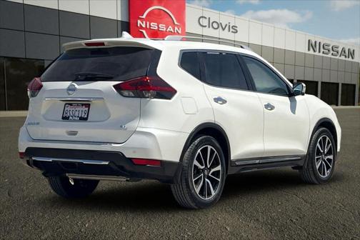 White 2020 Nissan Rogue SL