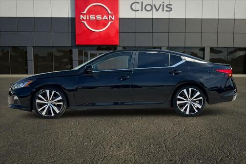 Black 2019 Nissan Altima 2.5 SR