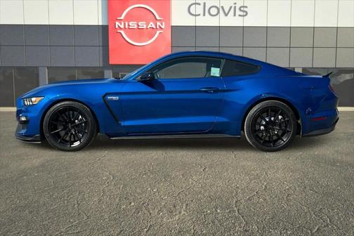 2017 Ford Shelby GT350 Base