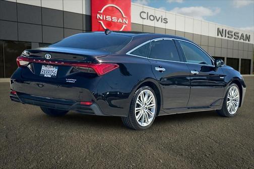 Opulent Amber 2021 Toyota Avalon Hybrid Limited