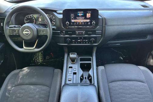 Gun Metallic 2025 Nissan Pathfinder S