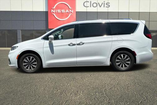 2021 Chrysler Pacifica Touring-L