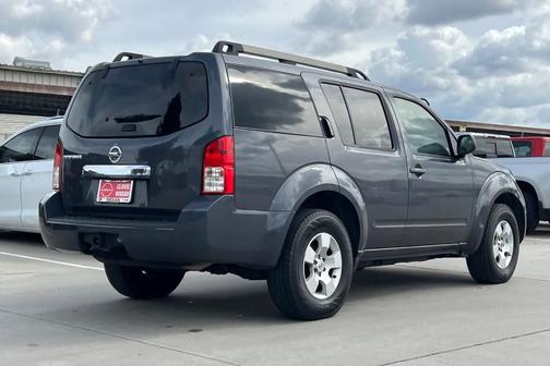 2011 Nissan Pathfinder S