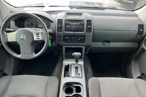2011 Nissan Pathfinder S