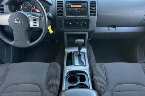 2011 Nissan Pathfinder S