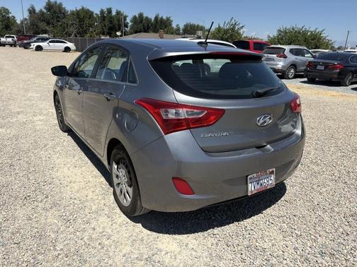 2017 Hyundai Elantra GT Base