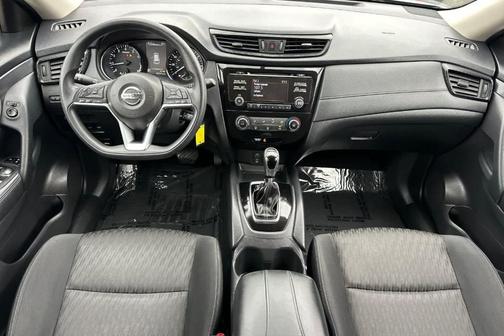 Gun Metallic 2017 Nissan Rogue S