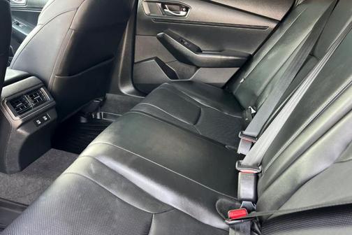 Crystal Black Pearl 2024 Honda Accord Hybrid EX-L