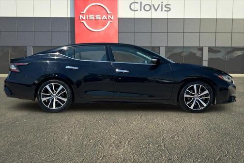 2021 Nissan Maxima SV