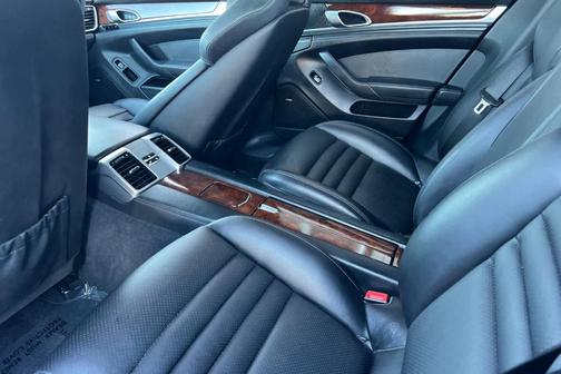 Platinum Silver Metallic 2013 Porsche Panamera Turbo