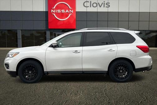 2018 Nissan Pathfinder SL