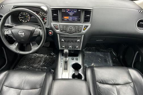 2018 Nissan Pathfinder SL