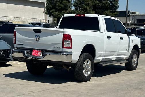 Bright White Clearcoat 2023 RAM 2500 Big Horn