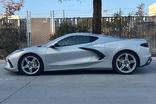 2023 Chevrolet Corvette Stingray w/2LT