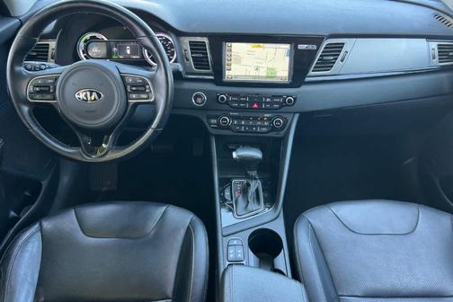 Silky Silver 2018 Kia Niro Touring