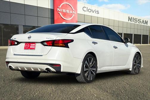 2020 Nissan Altima 2.5 Platinum