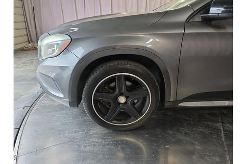 2017 Mercedes-Benz GLA 250 Base 4MATIC