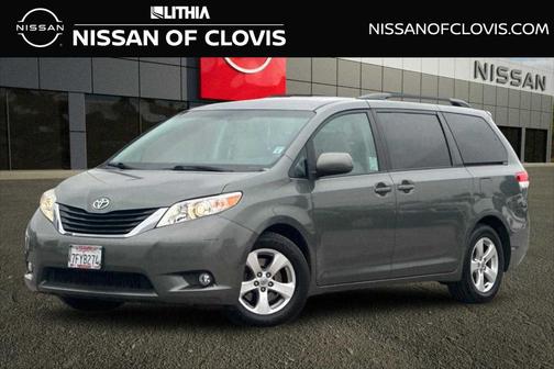 2014 Toyota Sienna LE