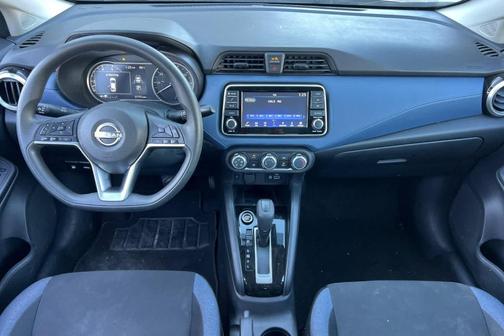 2023 Nissan Versa 1.6 SV