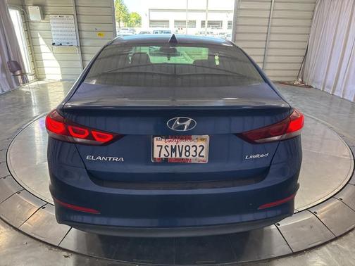 2017 Hyundai ELANTRA Limited