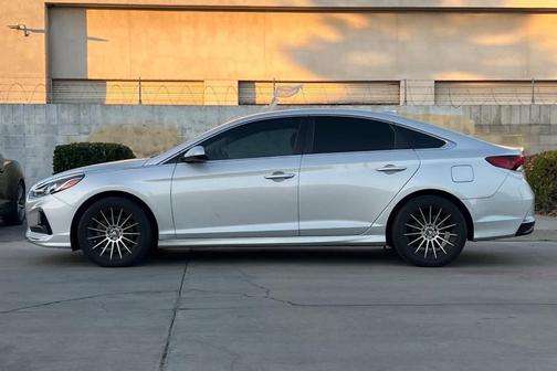 2019 Hyundai SONATA SE