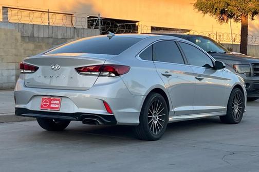 2019 Hyundai SONATA SE