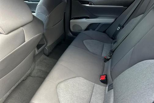 Predawn Gray Mica 2018 Toyota Camry LE