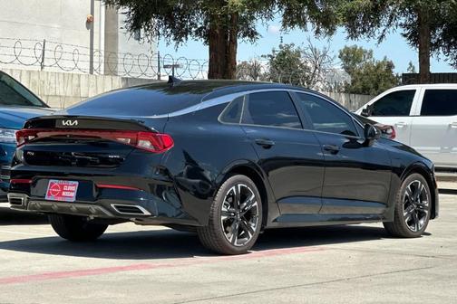 Ebony Black 2022 Kia K5 GT-Line