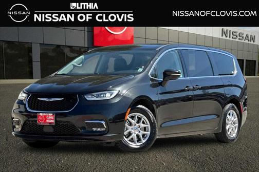 2023 Chrysler Pacifica Touring-L