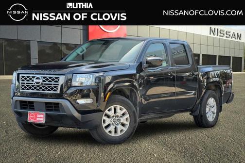 Black 2024 Nissan Frontier SV