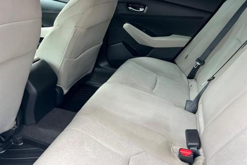 Platinum White Pearl 2024 Honda Accord LX