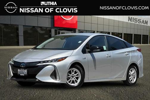 Classic Silver Metallic 2022 Toyota Prius Prime LE