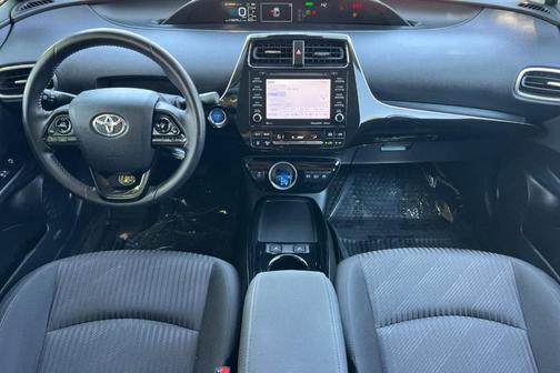 Classic Silver Metallic 2022 Toyota Prius Prime LE