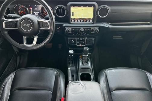 Sting Gray Clearcoat 2022 Jeep Gladiator Overland