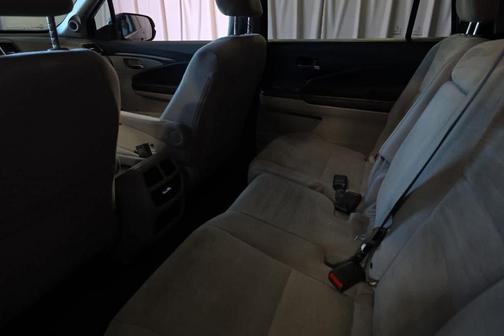 Black 2016 Honda Pilot EX