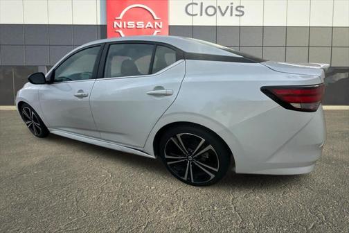 2022 Nissan Sentra SR