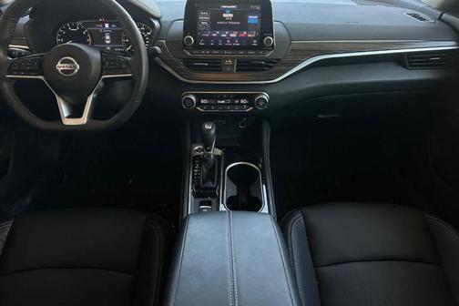 2022 Nissan Altima 2.5 SL