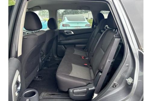 2020 Nissan Pathfinder S