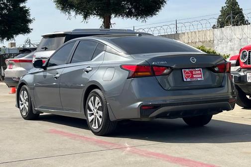 Gun Metallic 2019 Nissan Altima 2.5 S