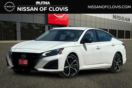 Pearl White Tri-Coat 2024 Nissan Altima 2.5 SR