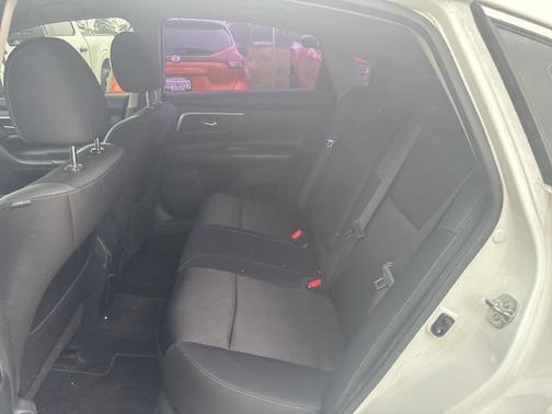 2017 Nissan Altima 2.5 SR