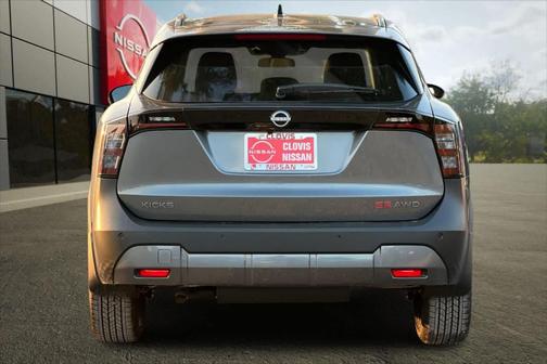 Gun Metallic 2026 Nissan Kicks SR