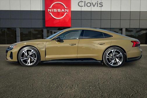 2023 Audi e-tron GT Premium Plus