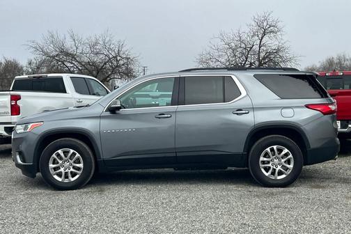 2021 Chevrolet Traverse LT Cloth