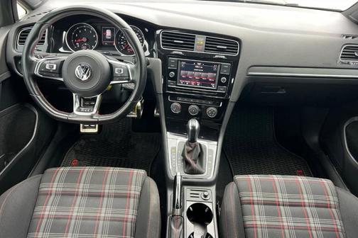 2021 Volkswagen Golf GTI 2.0T S