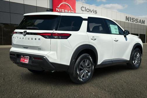 2025 Nissan Pathfinder S