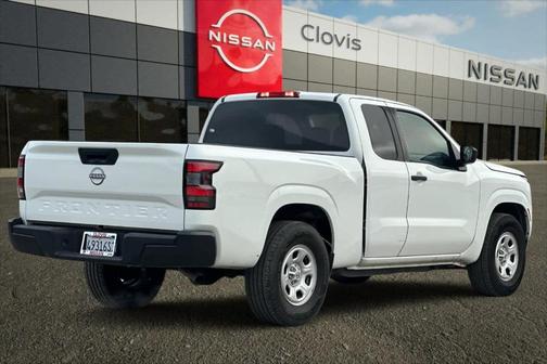 2023 Nissan Frontier S