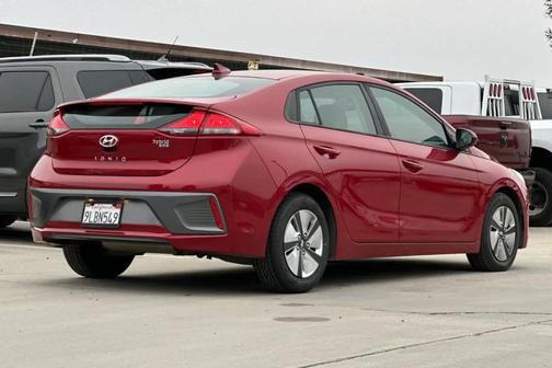 2020 Hyundai IONIQ Hybrid Blue