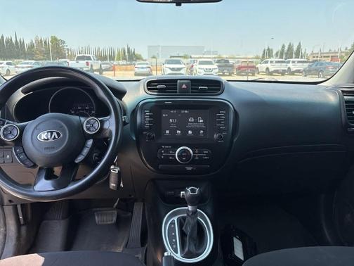 2018 Kia Soul Base